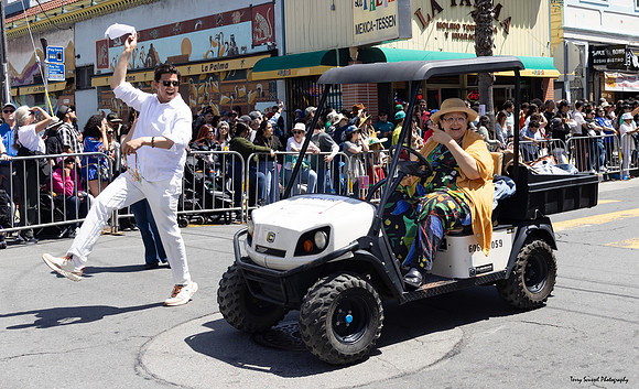 Parade 54 (Terry Scussel)
