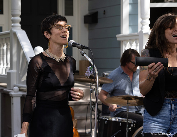 SR Porch Fest 2024 Ed Radio Fantastique 2 (Terry Scussel)