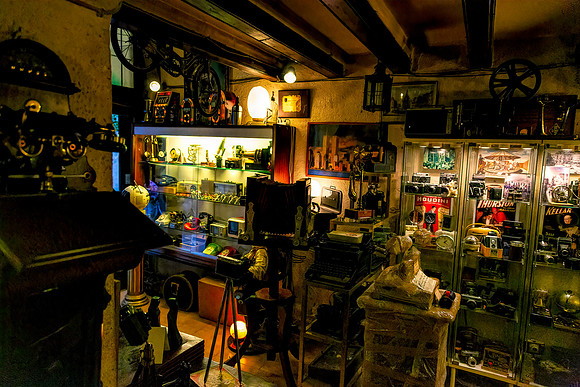 Antique Electronic Shop 2, Barcelona