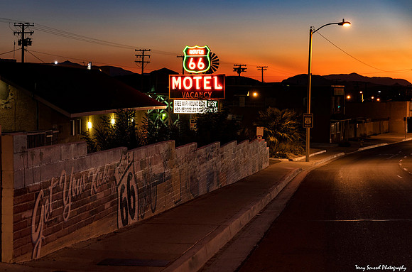 Route 66 Motel Sunrise, Barstow CA