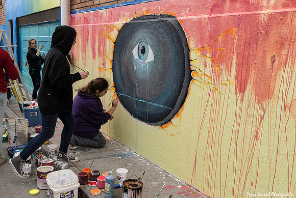 Lilac Alley Muralists 1