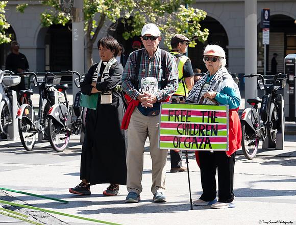 SF Interfaith Pray-In 3 (Terry Scussel) copy