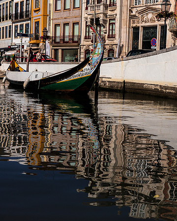 Aveiro & Moliceiro Reflect