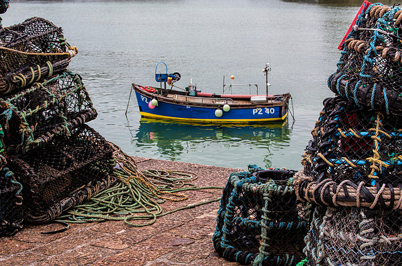 PZ40 Boat In St Ives Harbor 2