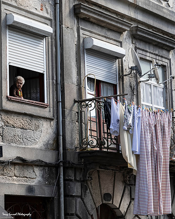 Lady in Window 2, Alfama