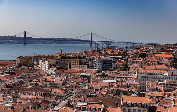 25 de Abril Bridge