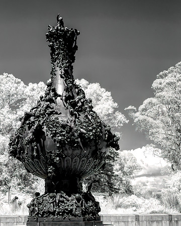 Poeme de la Vignne (by Gustave Dore, Bronze 1882)