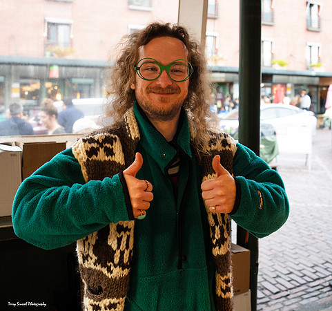 Max 3 at Pike Place Market, Seattle (Terry Scussel) copy