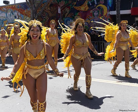 SF Carnaval Parade 93 (Terry Scussel)