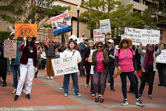 Marin_Fight_the_Right 22 (Terry Scussel)
