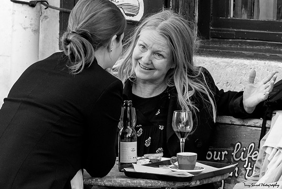 Paris Conversation