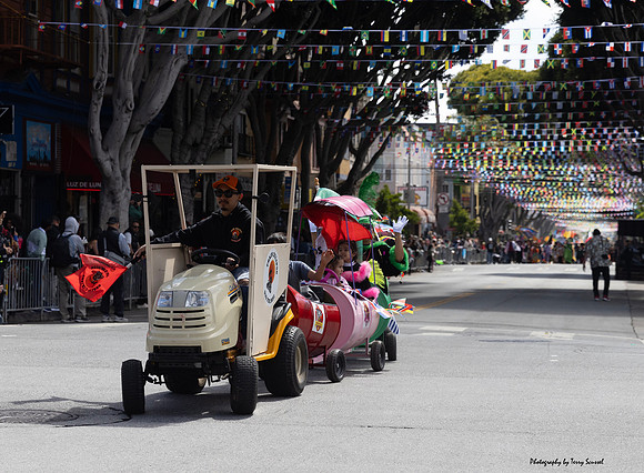 SF Carnaval Parade 2 (Terry Scussel)
