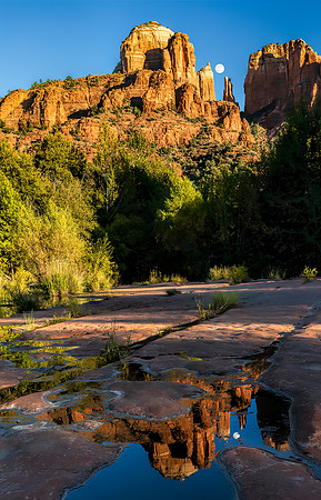 Cathedral Rock Reflection at Red Rock Crossing 4 HiRes