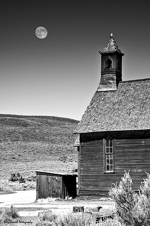Bodie Morning Moon B&W