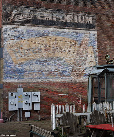 Ghost Sign - Hires for You, A Toast to Good Taste, Port Townsend copy