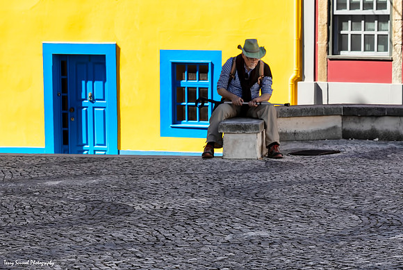 Waiting & Resting, Aveiro