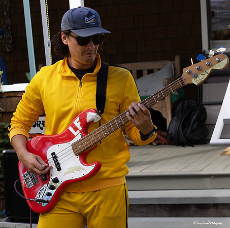 SR Porch Fest 2024 Le Minivans 18 (Terry Scussel)