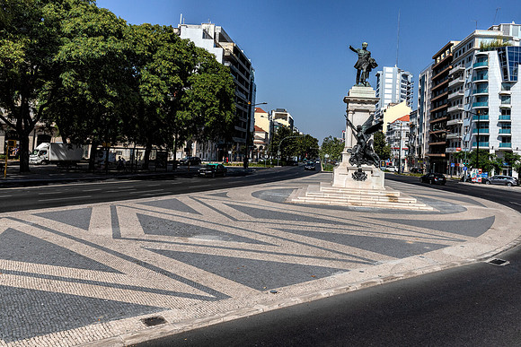 Boulevard, Lisbon 1