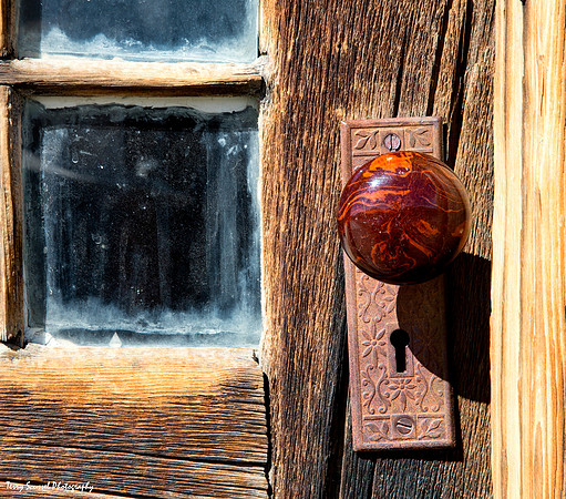 Bodie Door Knob