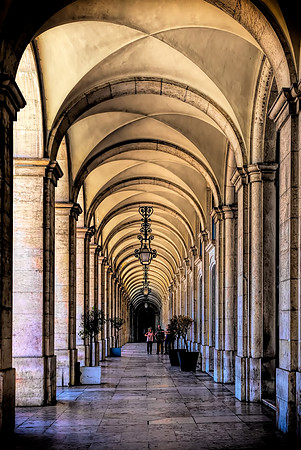 Arches on Praca do Comercio, Lisboa (Topaz - Basic Correction w-vignette blur)