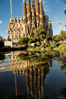 La Sagrada Familia 2 Exterior reflection