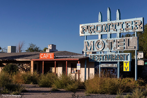 Frontier Motel