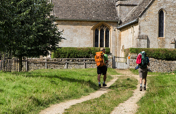 Cailfornia Hikers in Cotswolds 1