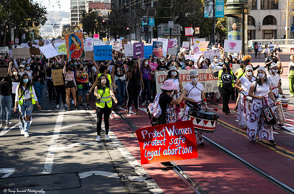 Women's March SF 2Oct 19 (Terry Scussel)