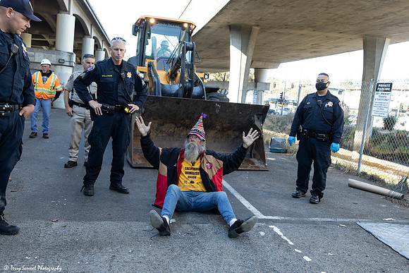 SanRafael Homeless Eviction 11 (Terry Scussel)